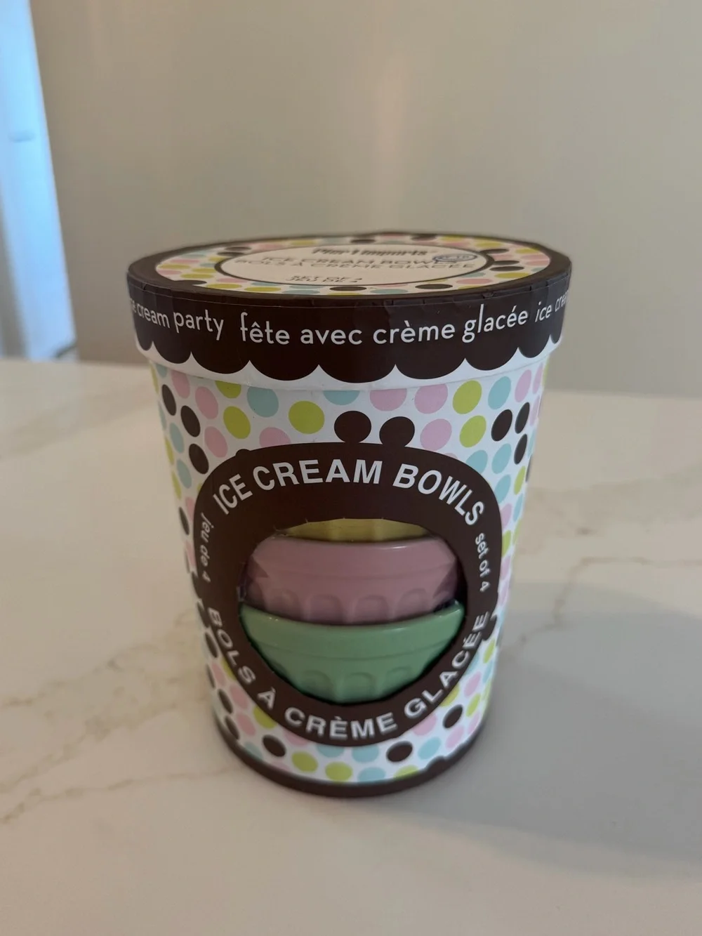 Pier One Ceramic Ice Cream Bowls, Set of 4, New In box, Multicolor, Collectible
